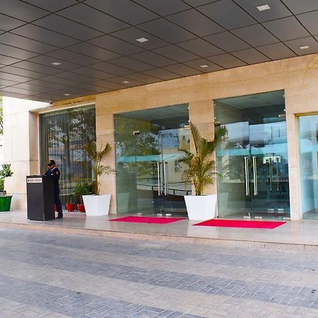 Hotel Sewa Grand פארידבד מראה חיצוני תמונה