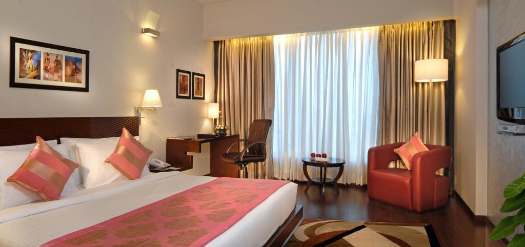 Hotel Sewa Grand פארידבד מראה חיצוני תמונה